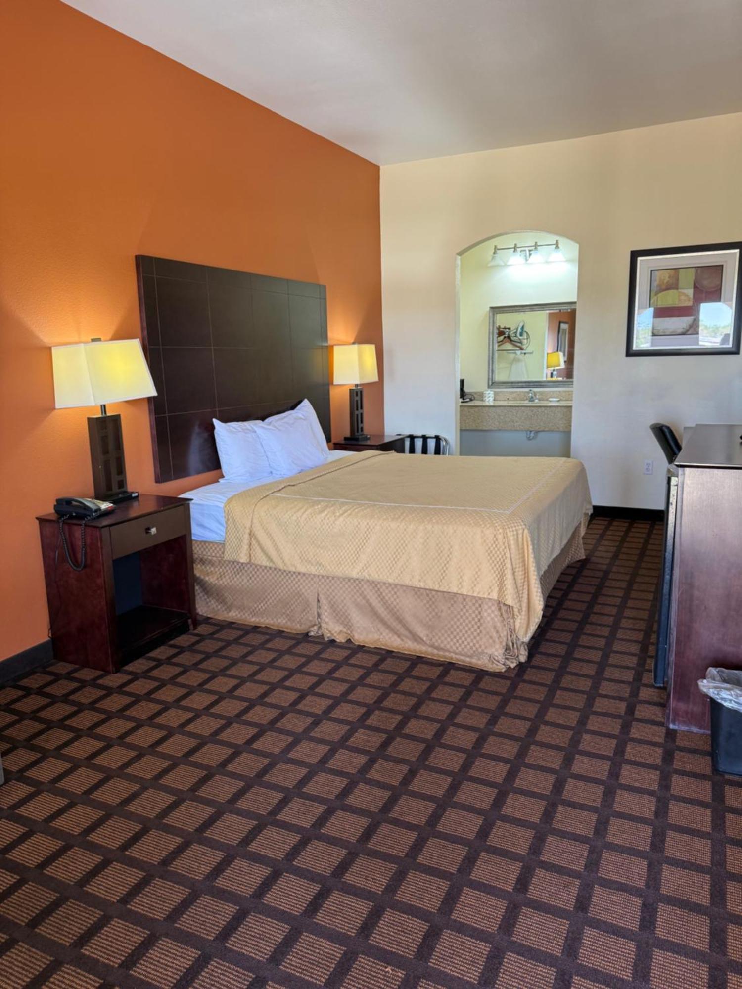 Executive Inn And Suites Pittsburg Экстерьер фото