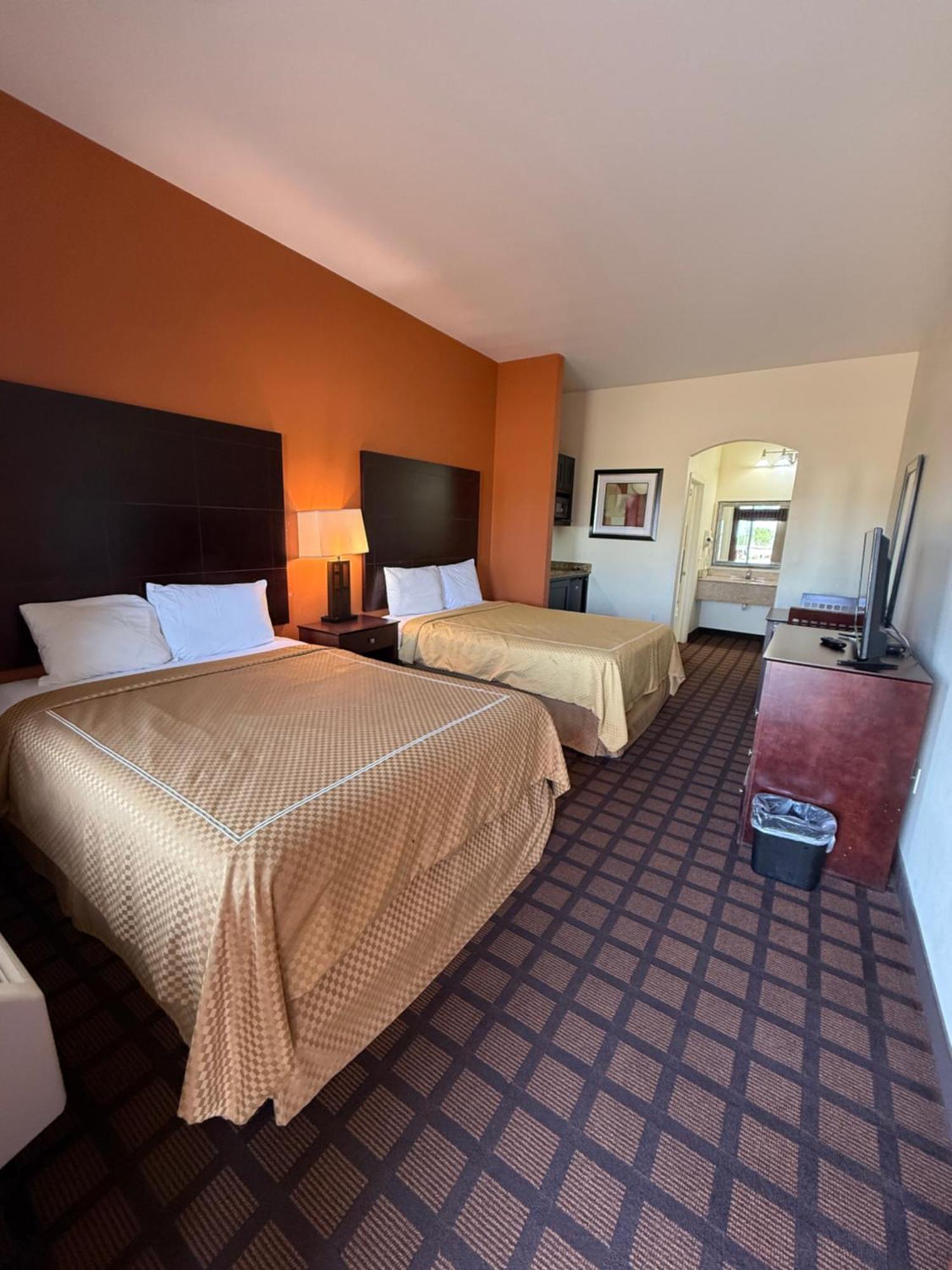 Executive Inn And Suites Pittsburg Экстерьер фото